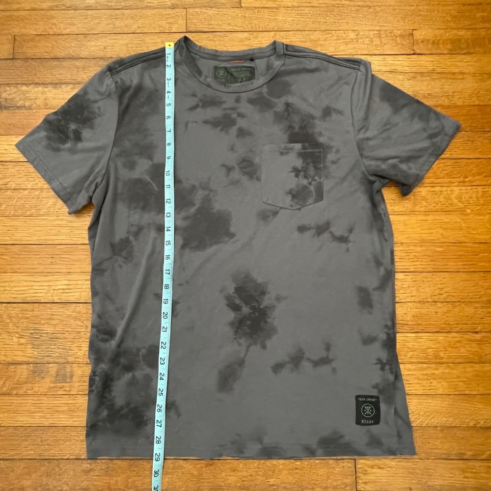 Roark Run Amok Tie Dye Pocket Tee - Picture 4 of 8